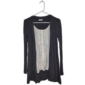 Geri C Women's Shirt Size Medium